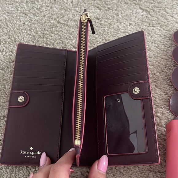 Kate Spade Wallet & Purse - Picture 4 of 6